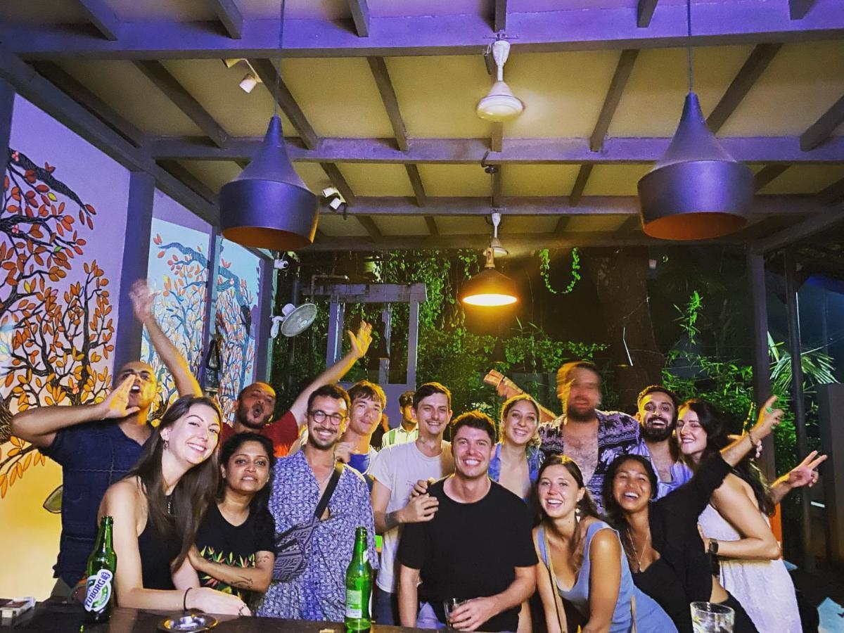 Red Door Hostel อันจูนา ภายนอก รูปภาพ